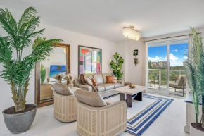 Lux 3BR City-View Retreat in Hollywood, 3rd Floor